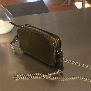 Banana Republic/ Patent Leather/ Crossbody/NWOT/